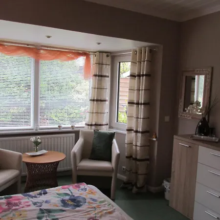 Gaestehaus Carstens 게스트하우스 프리드리히슈타트